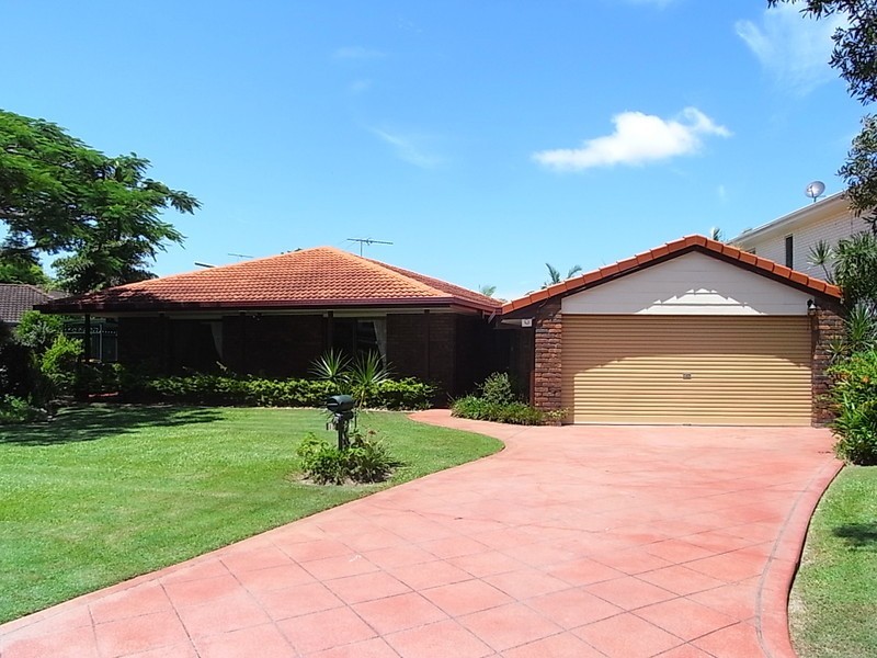 15 Eagle Court, Banksia Beach QLD 4507
