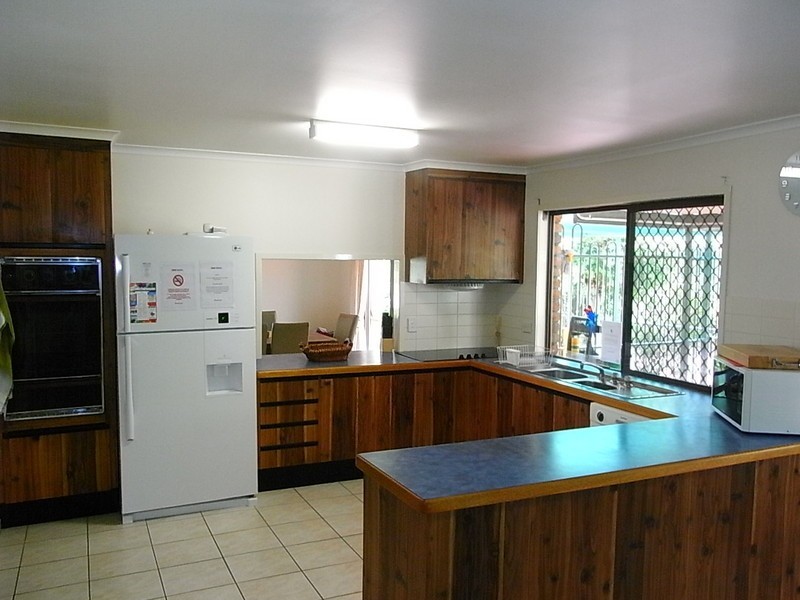 15 Eagle Court, Banksia Beach QLD 4507