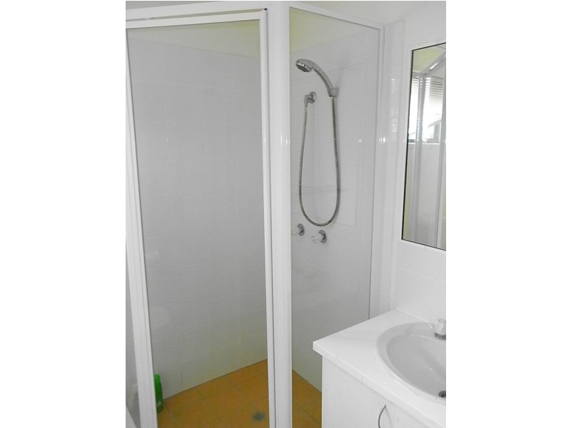 2/14 Jasmin Drive, Bongaree QLD 4507