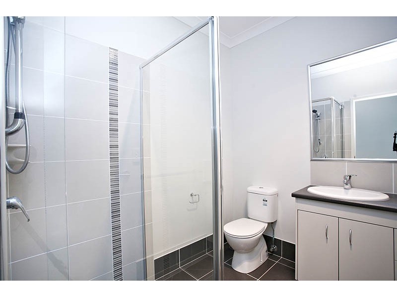 1/8 Bowsprit Crescent, Banksia Beach QLD 4507