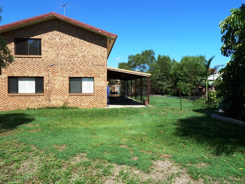 9 Daniel Place, Banksia Beach QLD 4507