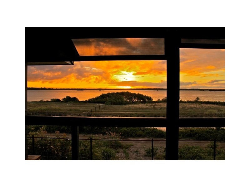 2 Oriole Close, Banksia Beach QLD 4507