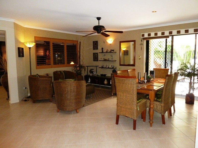 34 Teal Boulevarde, Banksia Beach QLD 4507