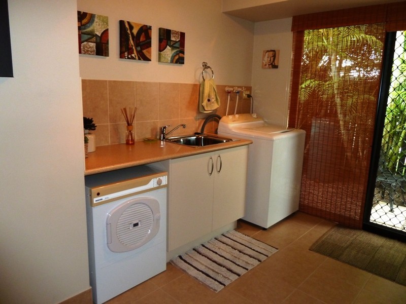 34 Teal Boulevarde, Banksia Beach QLD 4507