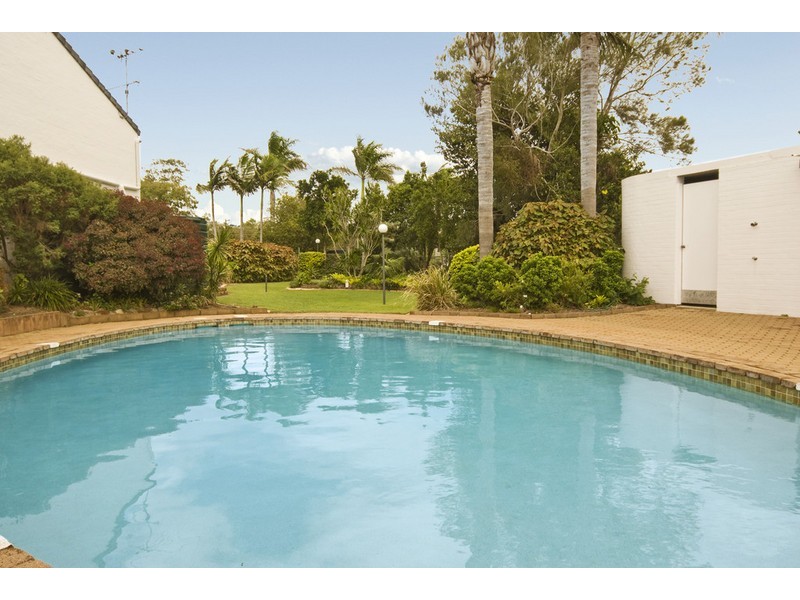 A16 Spinnaker Drive, Sandstone Point QLD 4511