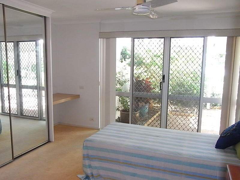 B33 Spinnaker Drive, Sandstone Point QLD 4511