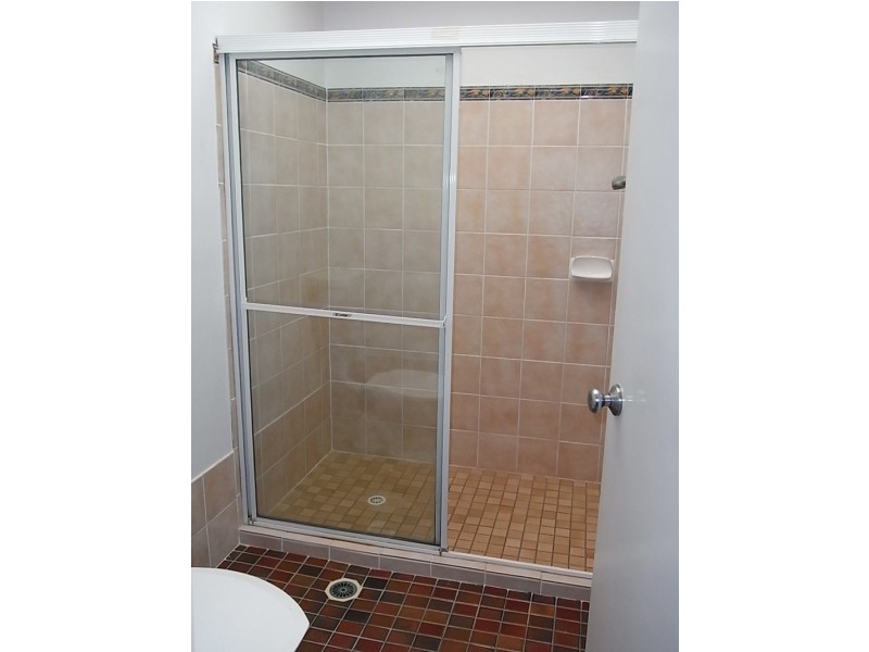 B33 Spinnaker Drive, Sandstone Point QLD 4511