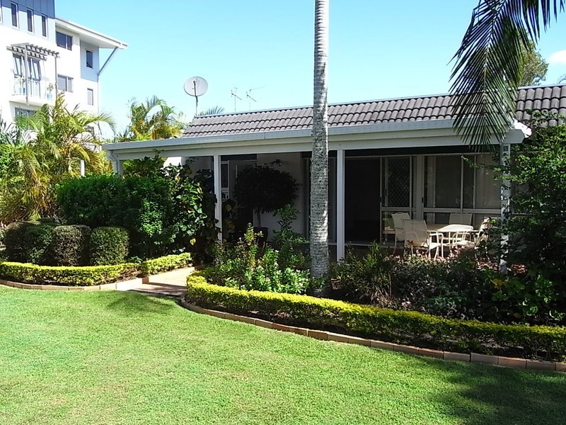B33 Spinnaker Drive, Sandstone Point QLD 4511