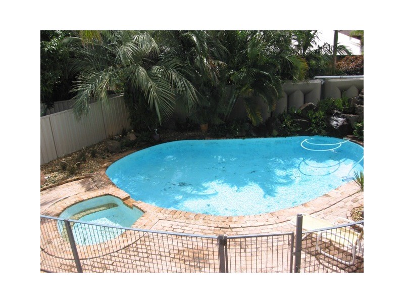 59 Endeavour Drive, Banksia Beach QLD 4507