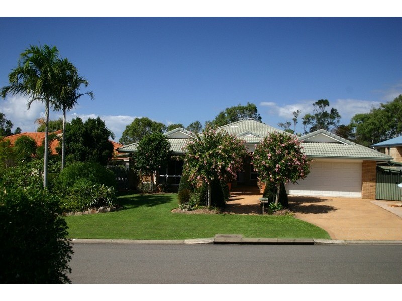 9 Avalon Street, Sandstone Point QLD 4511