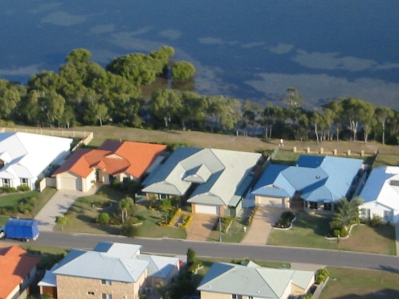 9 Avalon Street, Sandstone Point QLD 4511