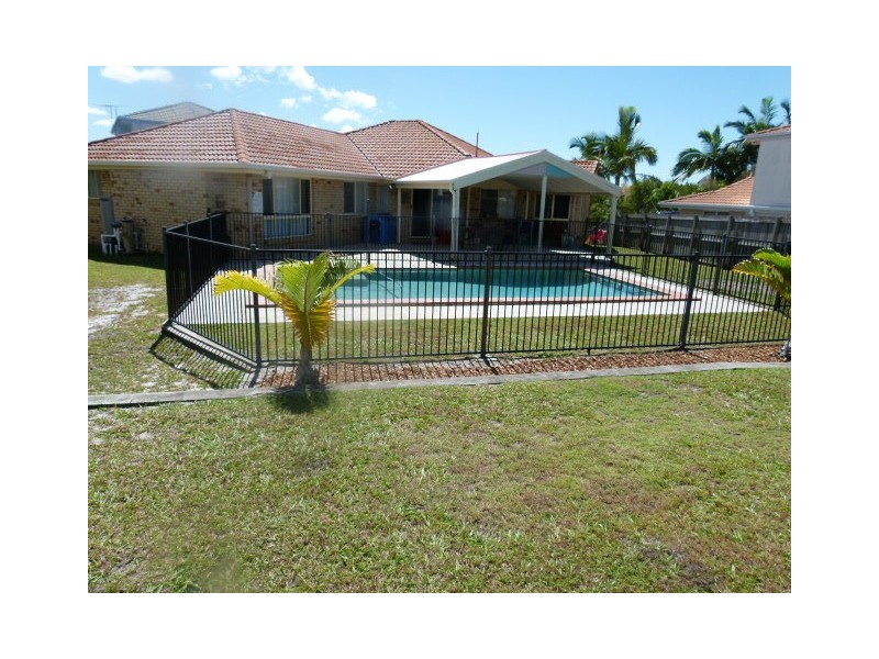 5 Masthead Court, Banksia Beach QLD 4507