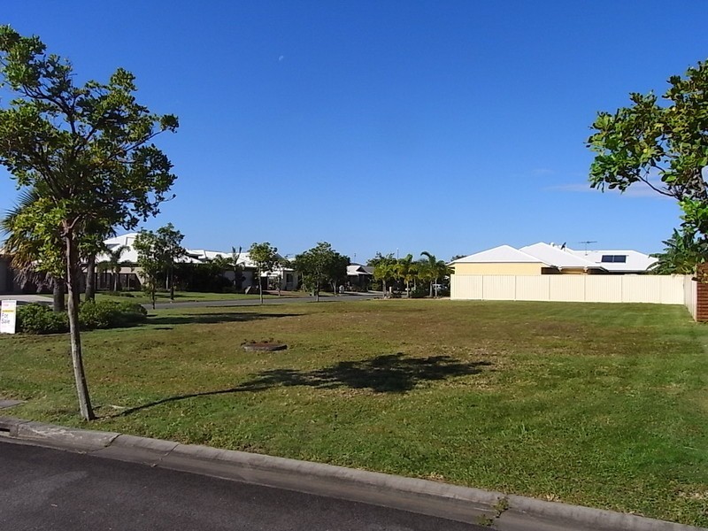 81 Kakadu Circuit, Banksia Beach QLD 4507