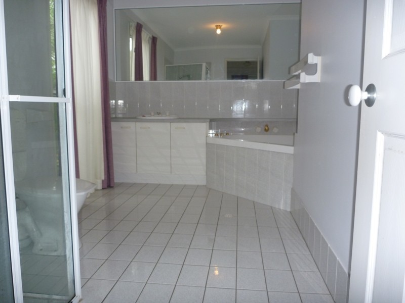 19 Castaway Court, Banksia Beach QLD 4507