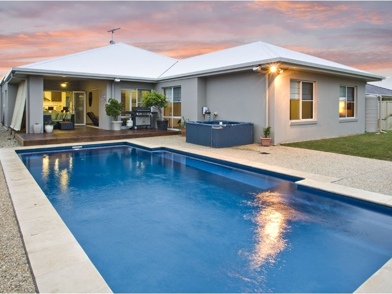 9 Pectoral Place, Banksia Beach QLD 4507
