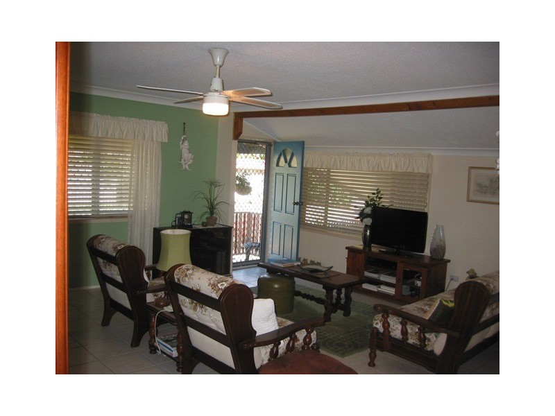 39 Palm Avenue, Bongaree QLD 4507