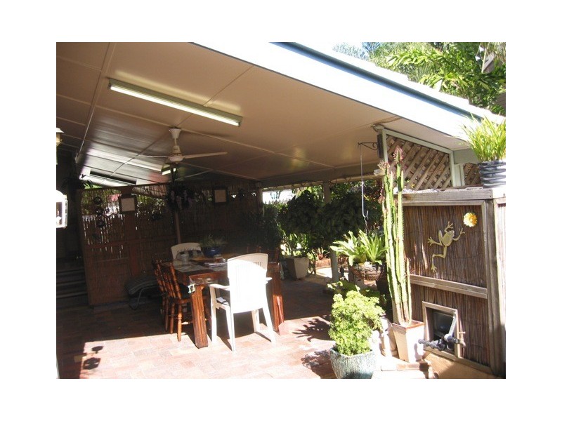 39 Palm Avenue, Bongaree QLD 4507