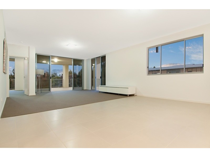 12/8 Spinnaker Drive, Sandstone Point QLD 4511