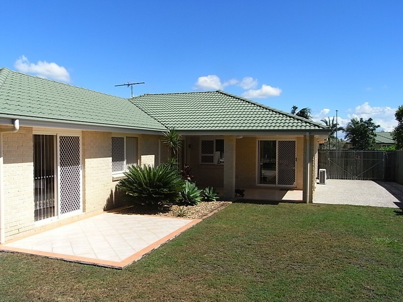 27 Anchor Court, Banksia Beach QLD 4507