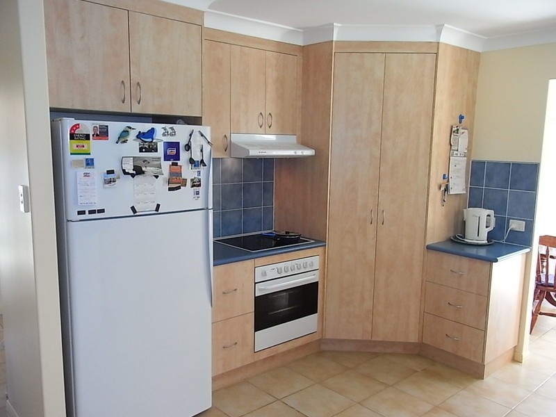 27 Anchor Court, Banksia Beach QLD 4507