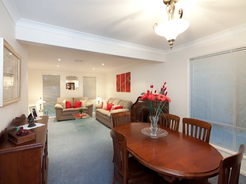 4 Fulmar Cresent, Banksia Beach QLD 4507