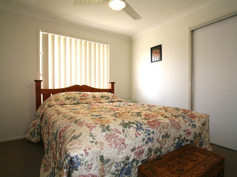 27 Reeders Street, Sandstone Point QLD 4511