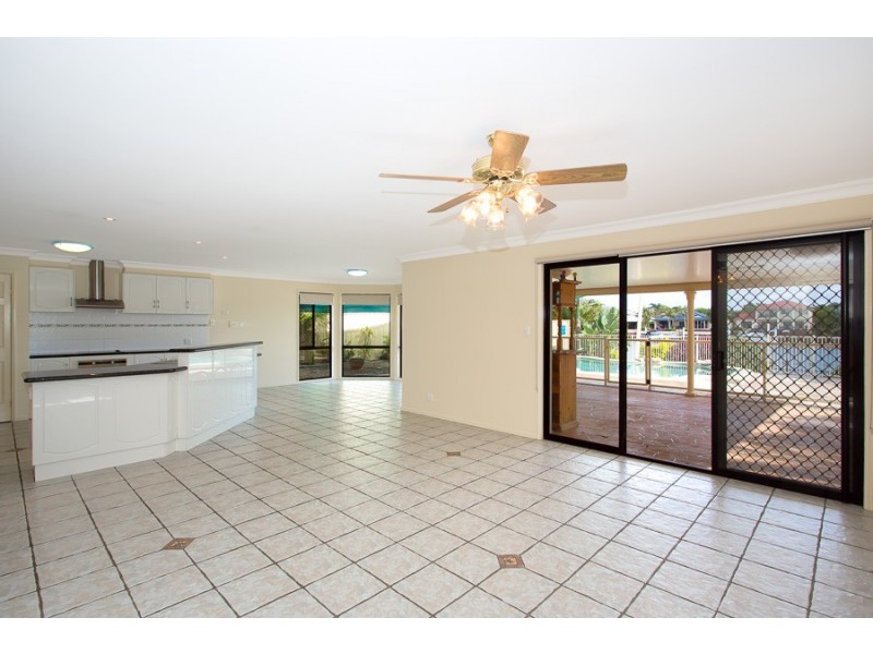 107 Voyagers Drive, Banksia Beach QLD 4507