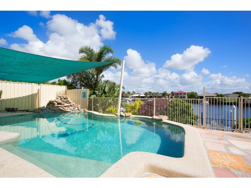 107 Voyagers Drive, Banksia Beach QLD 4507