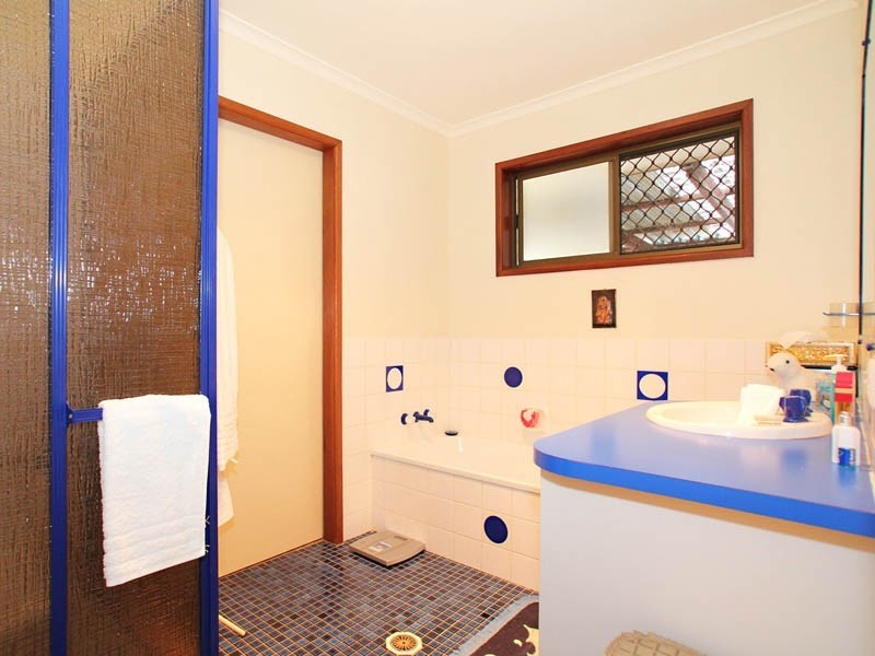 19 Cosmos Avenue, Banksia Beach QLD 4507