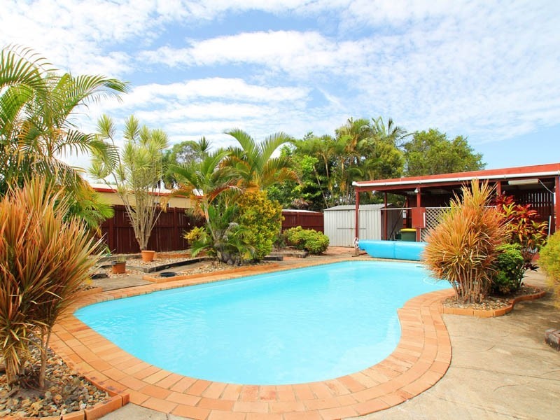 19 Cosmos Avenue, Banksia Beach QLD 4507