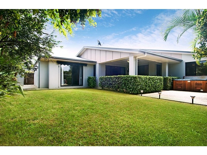 8 Alstonia Court, Bongaree QLD 4507