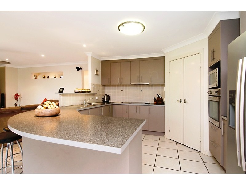 8 Alstonia Court, Bongaree QLD 4507
