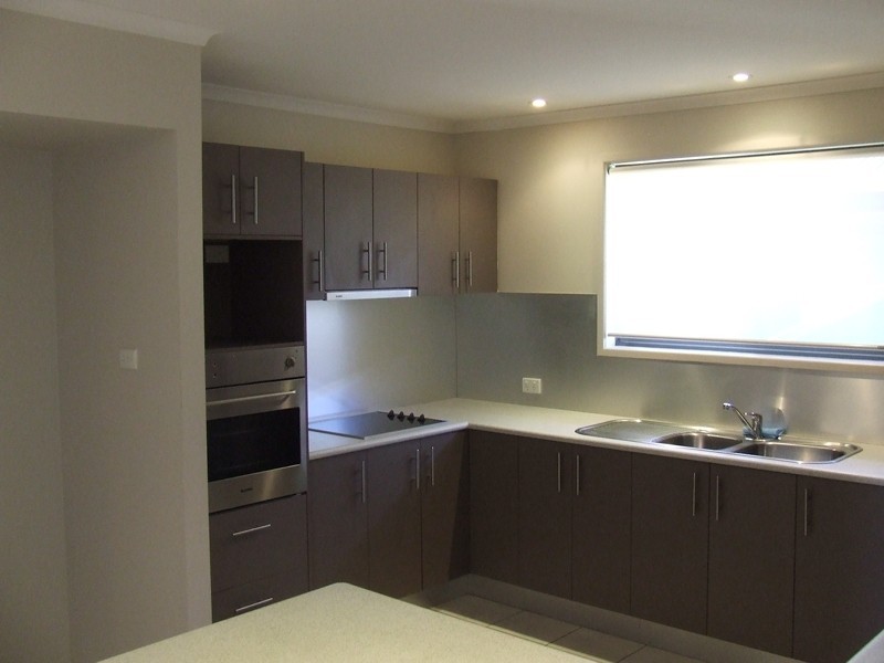 6 Banks Street, Banksia Beach QLD 4507