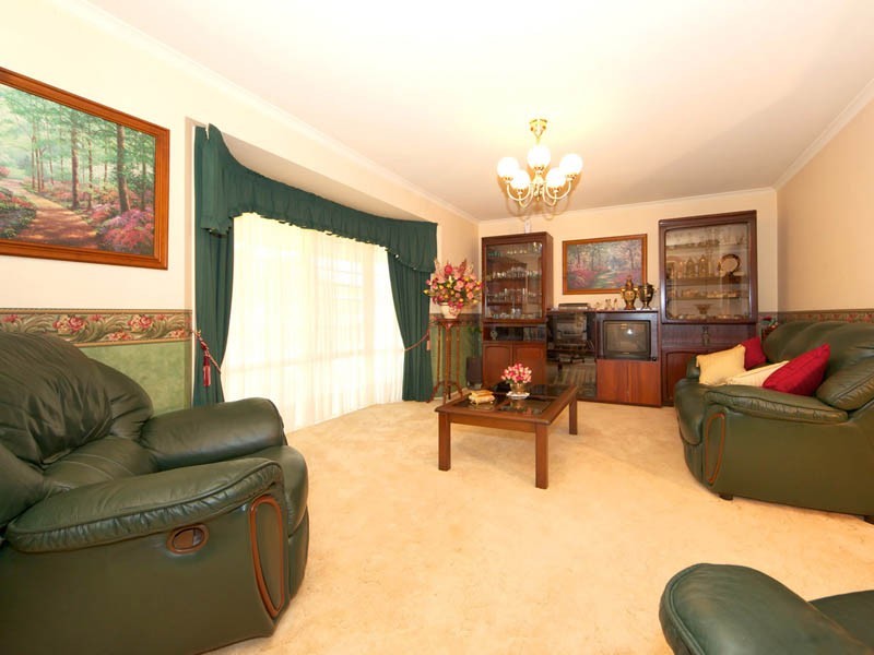 21 Pharlap Court, Ningi QLD 4511
