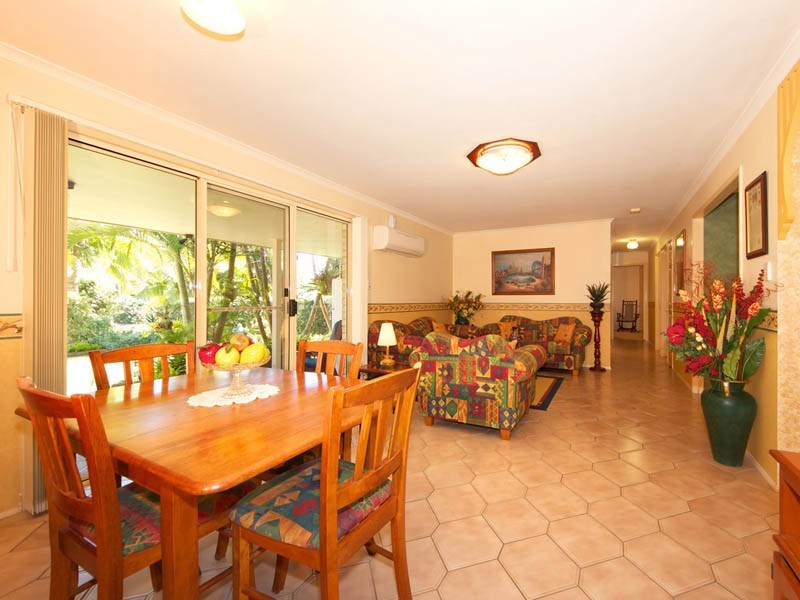 21 Pharlap Court, Ningi QLD 4511