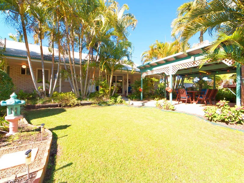 21 Pharlap Court, Ningi QLD 4511