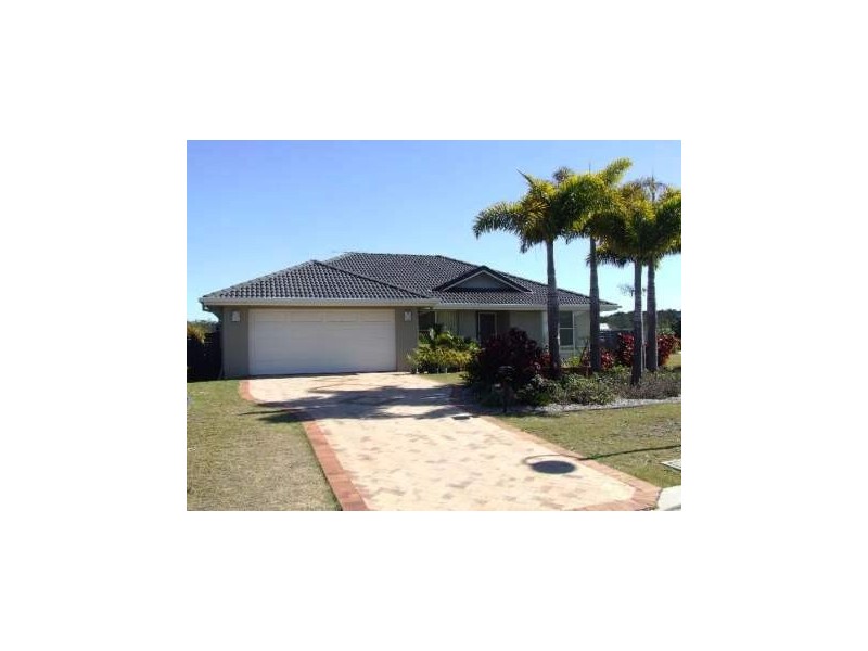 51 Flamingo Drive, Banksia Beach QLD 4507