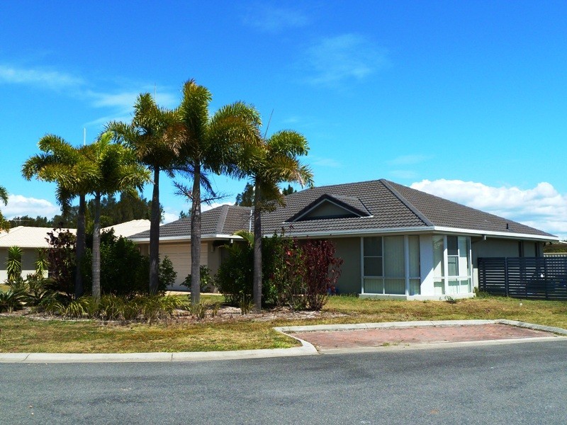 51 Flamingo Drive, Banksia Beach QLD 4507