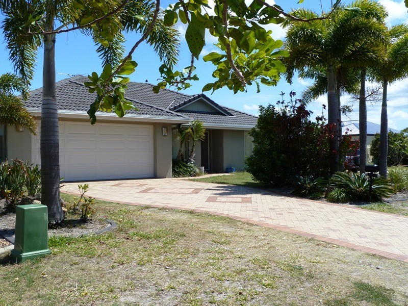 51 Flamingo Drive, Banksia Beach QLD 4507