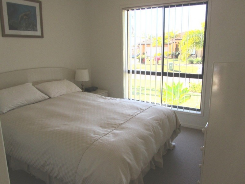 10 Dugong Crescent, Banksia Beach QLD 4507
