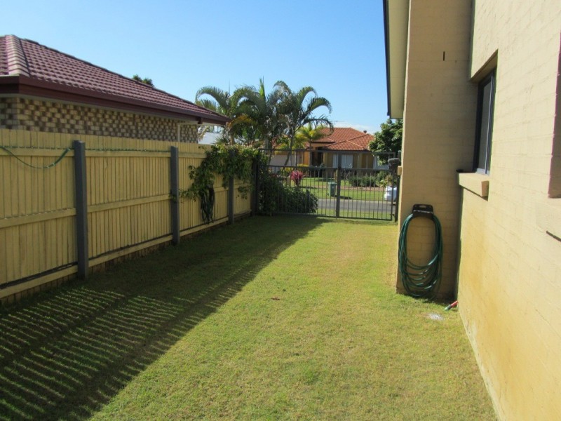 10 Dugong Crescent, Banksia Beach QLD 4507