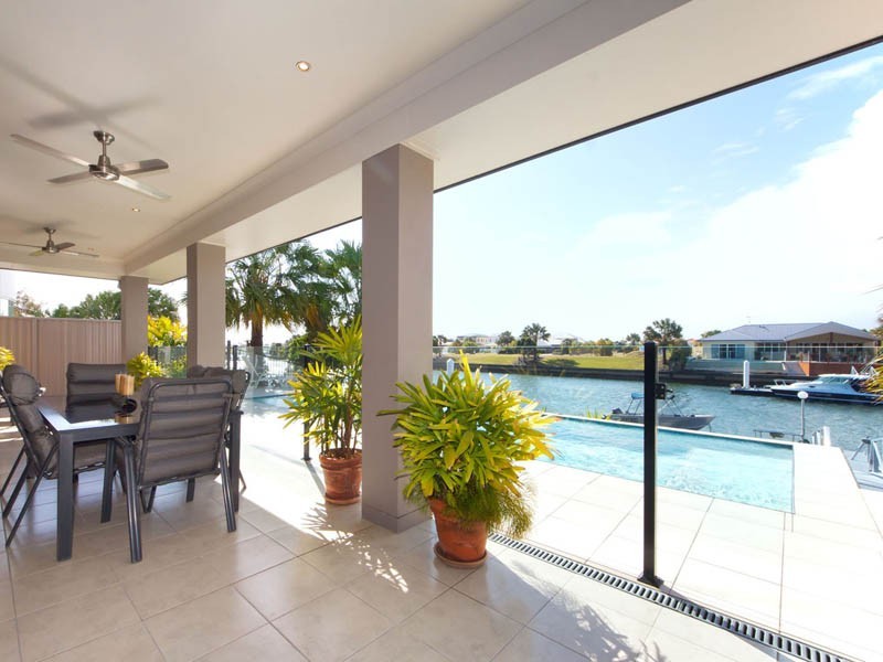 85 Marina Boulevard, Banksia Beach QLD 4507