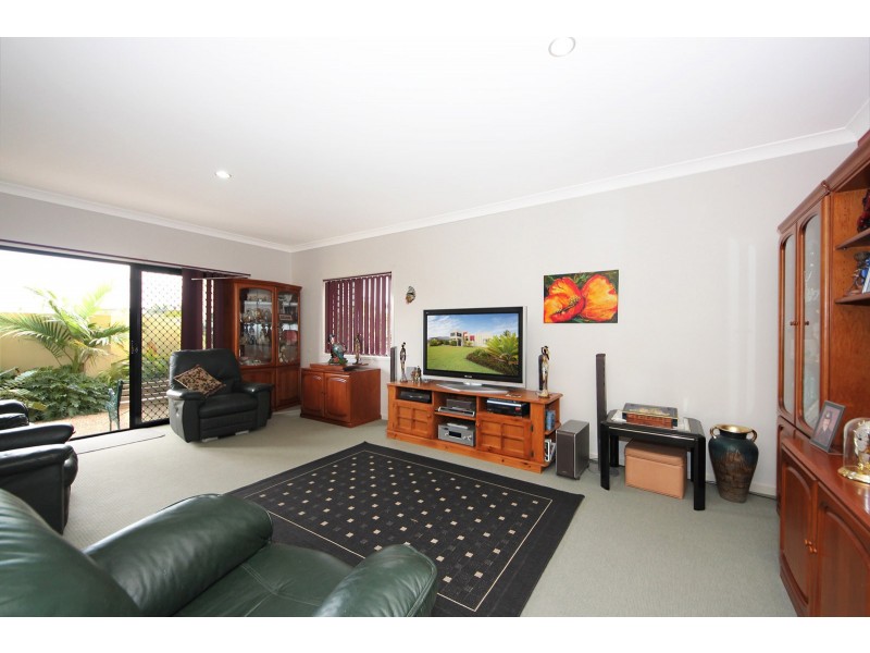 40 Kakadu Circuit, Banksia Beach QLD 4507
