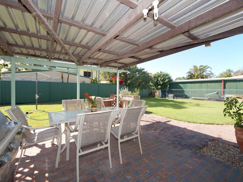 20 Hazell Avenue, Banksia Beach QLD 4507