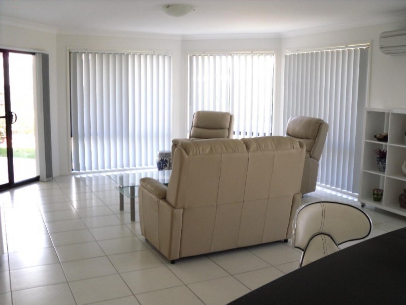 122 Marina Boulevarde, Banksia Beach QLD 4507