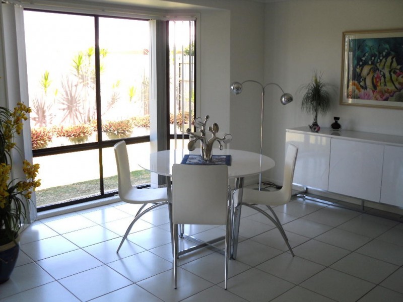 122 Marina Boulevarde, Banksia Beach QLD 4507