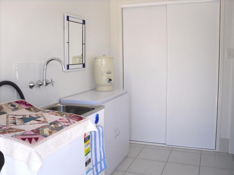 122 Marina Boulevarde, Banksia Beach QLD 4507