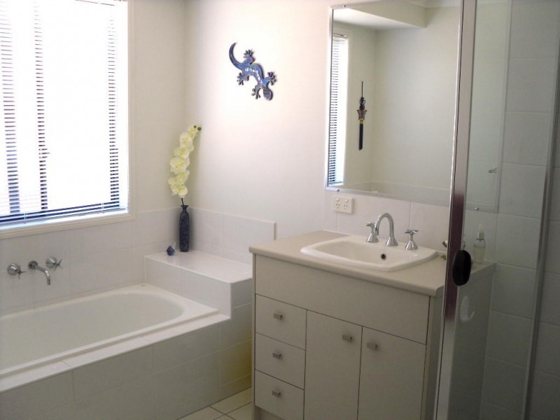 122 Marina Boulevarde, Banksia Beach QLD 4507