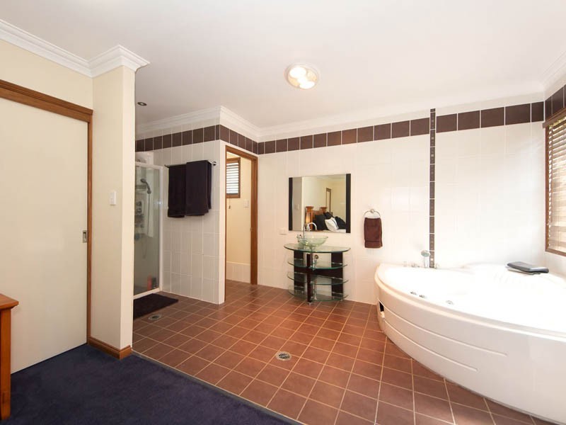 76 Protea Drive, Bongaree QLD 4507