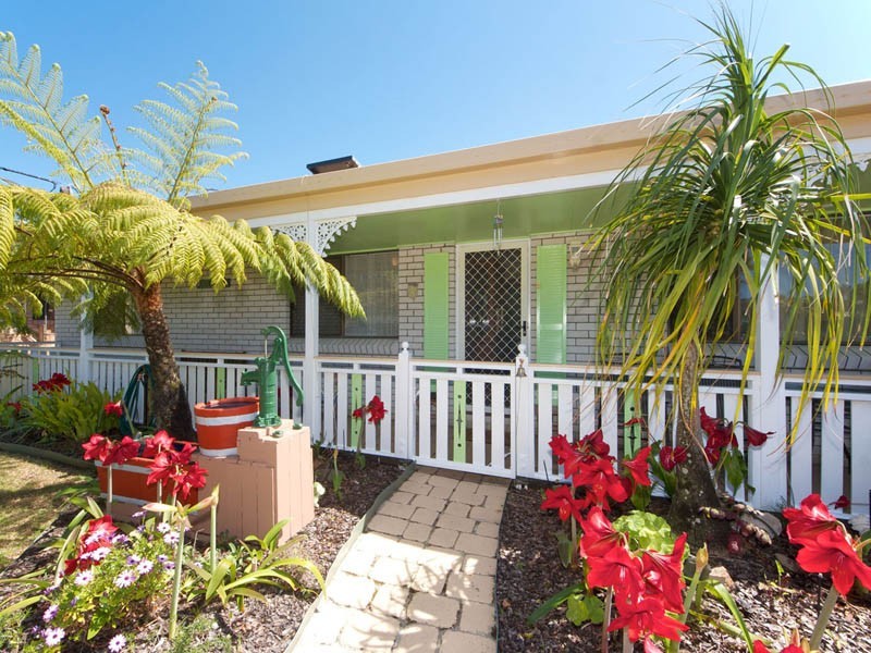5 Crane Street, Bongaree QLD 4507